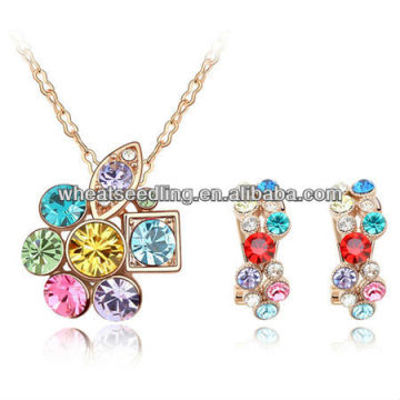 Vente en gros de luxe en diamant coloré en cristal autrichien en or plaqué or ensemble de bijoux 011123120